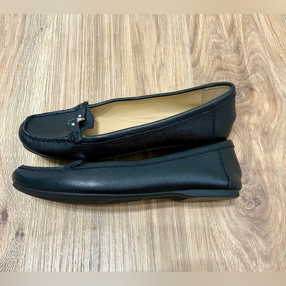 Michael Kors Black Leather Slip On Flats Women's Size 7.5 EUC - Picture 6 of 6